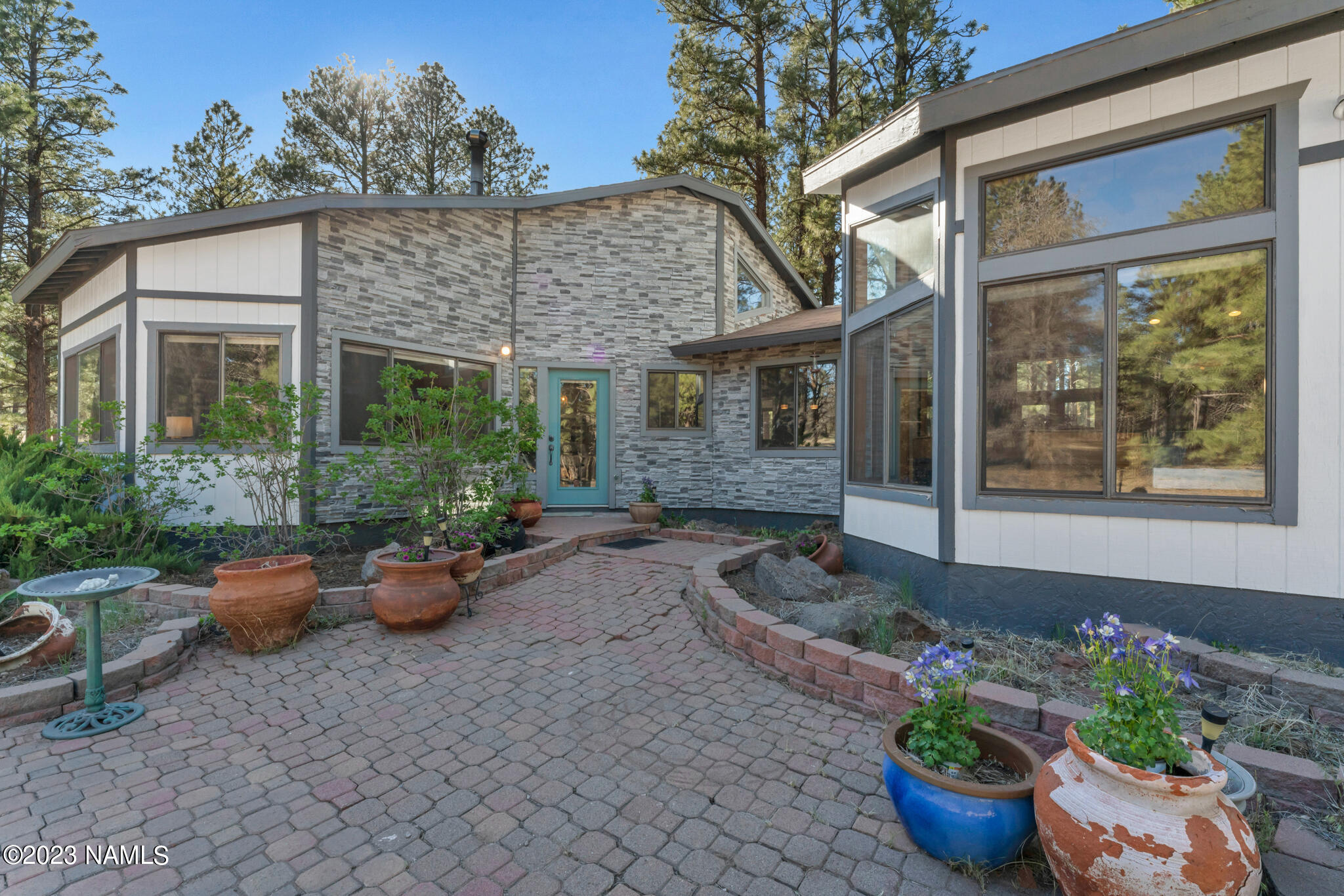 5710 Lindsey Road Flagstaff, AZ 86004 - Photo 4 of 43 Entry