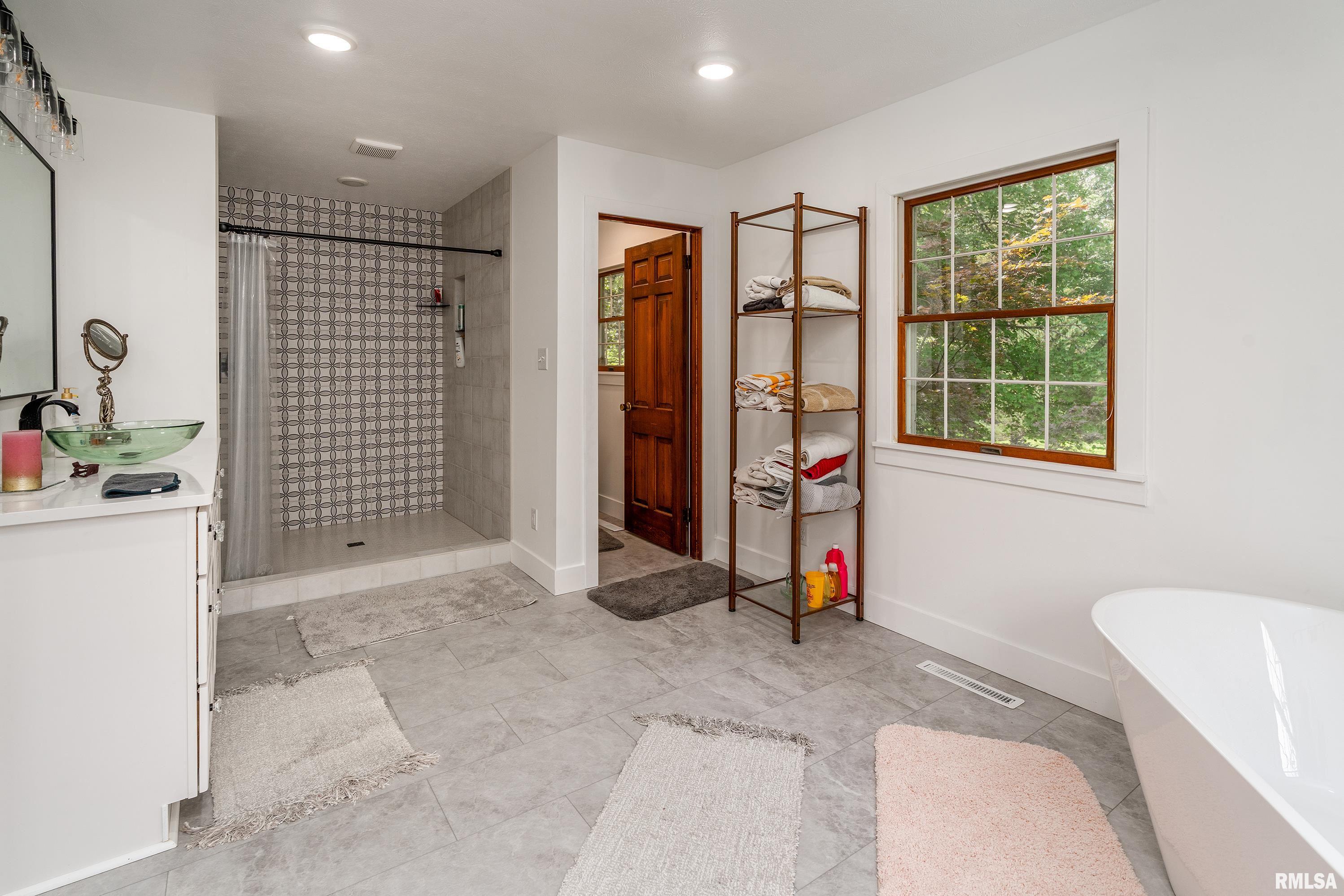 253 New Cedar Hill Road Carbondale, IL 62902 - Photo 18 of 30 Gallery Image 18