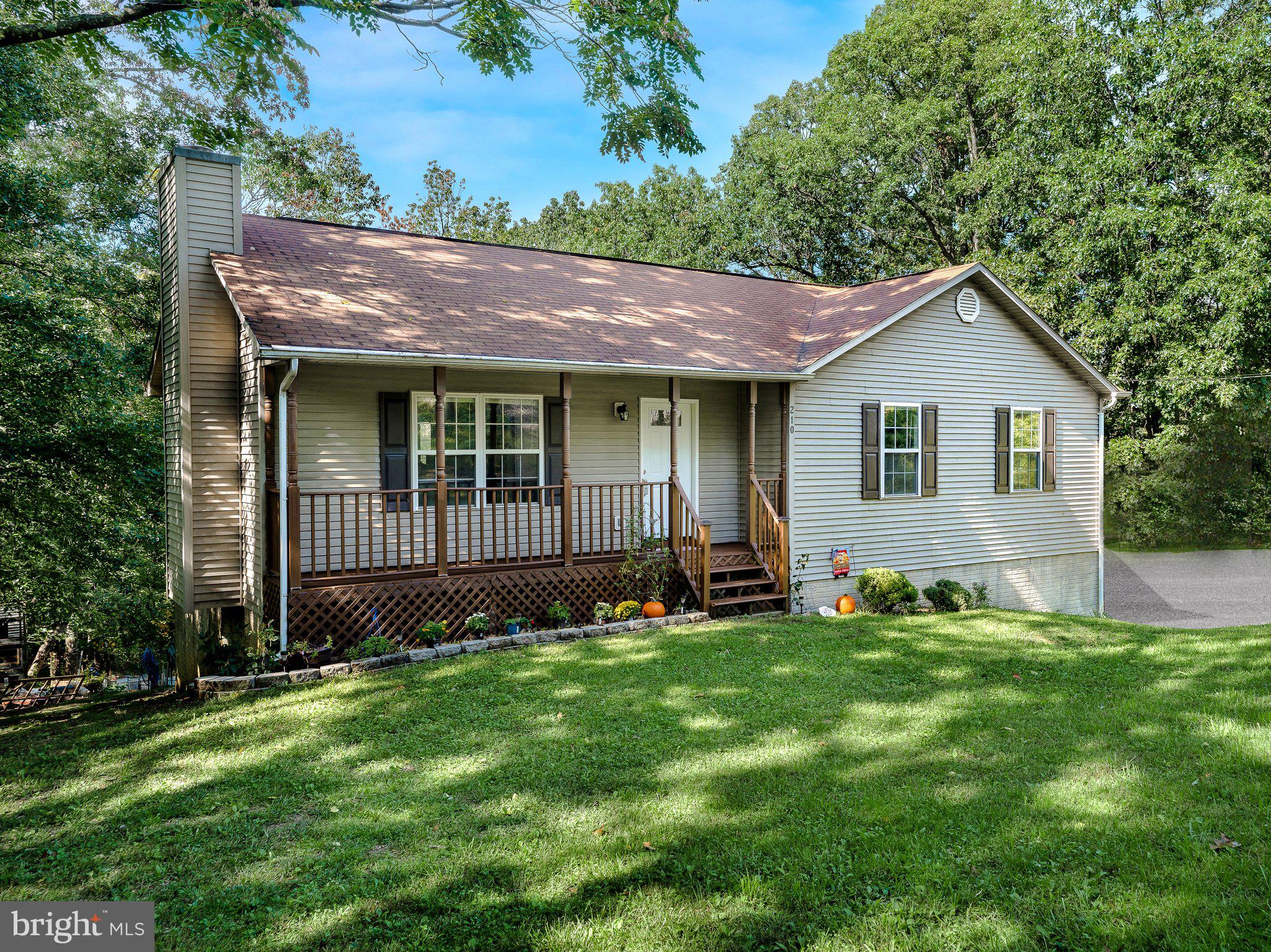 210 Grimes Golden Road Linden, VA 22642 - Photo 3 of 24 Gallery Image 3