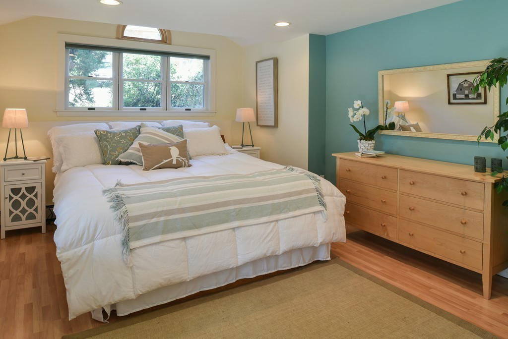 80 Overlook Road Marblehead, MA 01945 - Photo 17 of 29