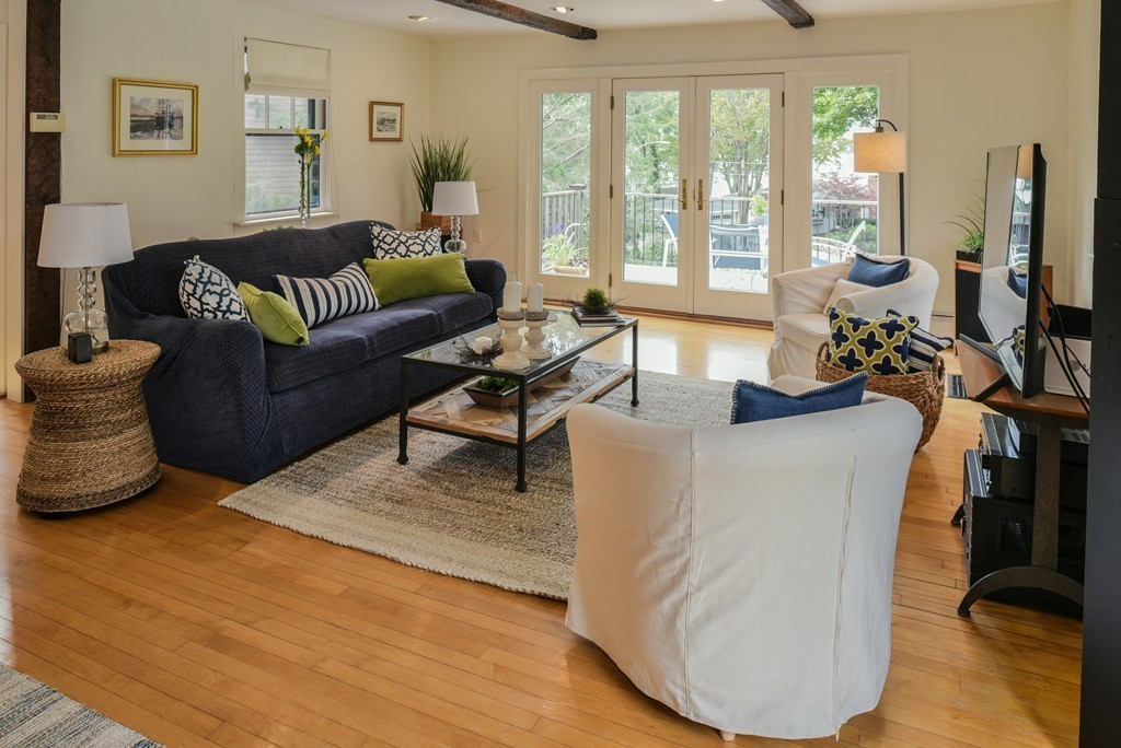 80 Overlook Road Marblehead, MA 01945 - Photo 4 of 29
