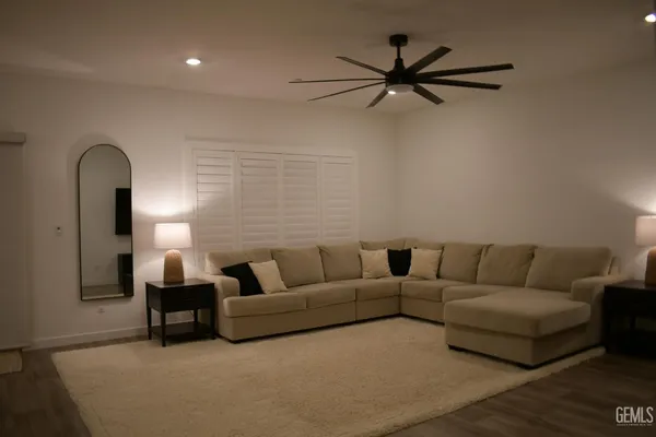 $458,000 | Undisclosed Address, Shafter, CA 93263
