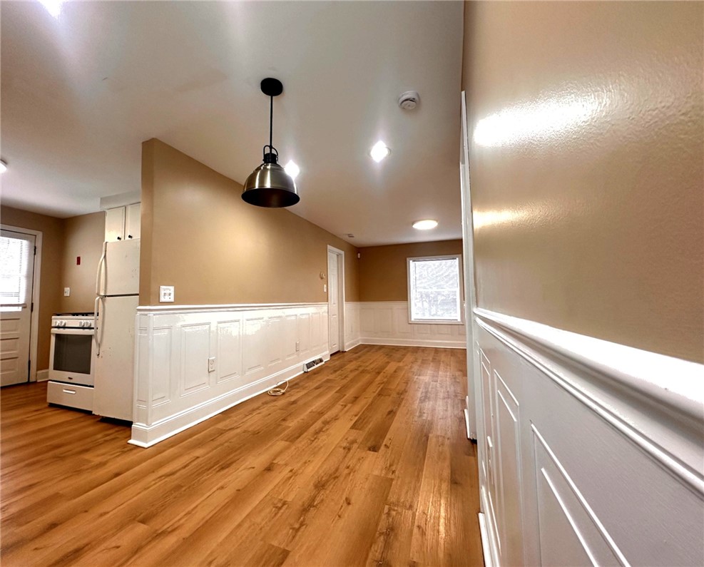 355 Church Avenue Warwick, RI 02889 - Photo 3 of 14