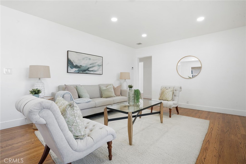 5626 Lenore Avenue Arcadia, CA 91006 - Photo 4 of 23 a living room with furniture