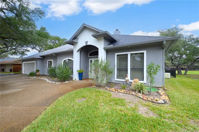 $580,000 | 108 Cedar Ridge Drive, Rockport, TX 78382