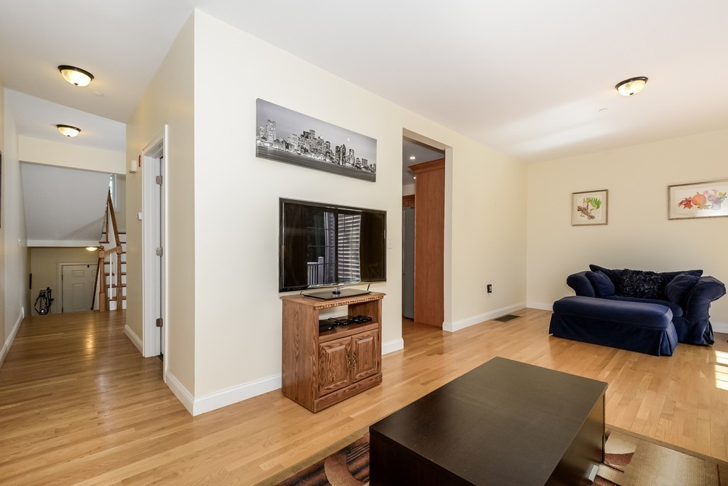 6 Charles Ridge Road, Unit B Littleton, MA 01460 - Photo 7 of 23 Gallery Image 7