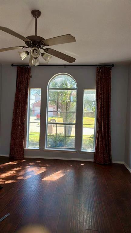 3605 Lasso Road Fort Worth, TX 76262 - Photo 7 of 27 Gallery Image 7