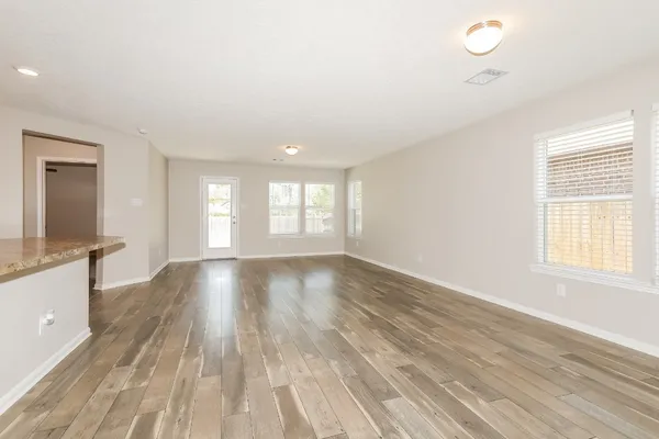 $1,645 | 2854 Cayden Crk Way, Conroe, TX 77304