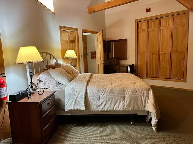 $1,600 | 25 Southmayd Road, Unit 4, Campton, NH 03223