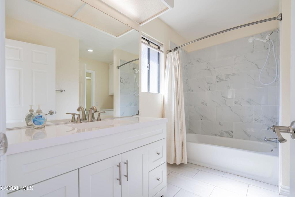 5213 Huntley Street, Unit 45 Simi Valley, CA 93063 - Photo 16 of 25