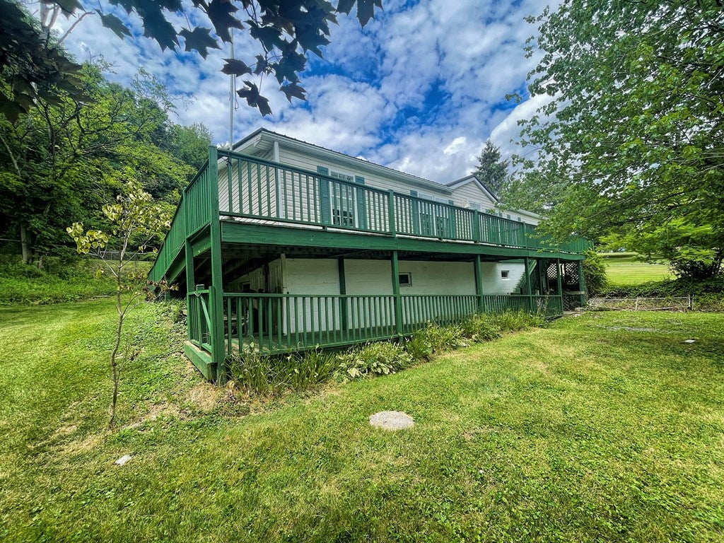 8970 Standing Stone Road Huntingdon, PA 16652 - Photo 4 of 28 Gallery Image 4
