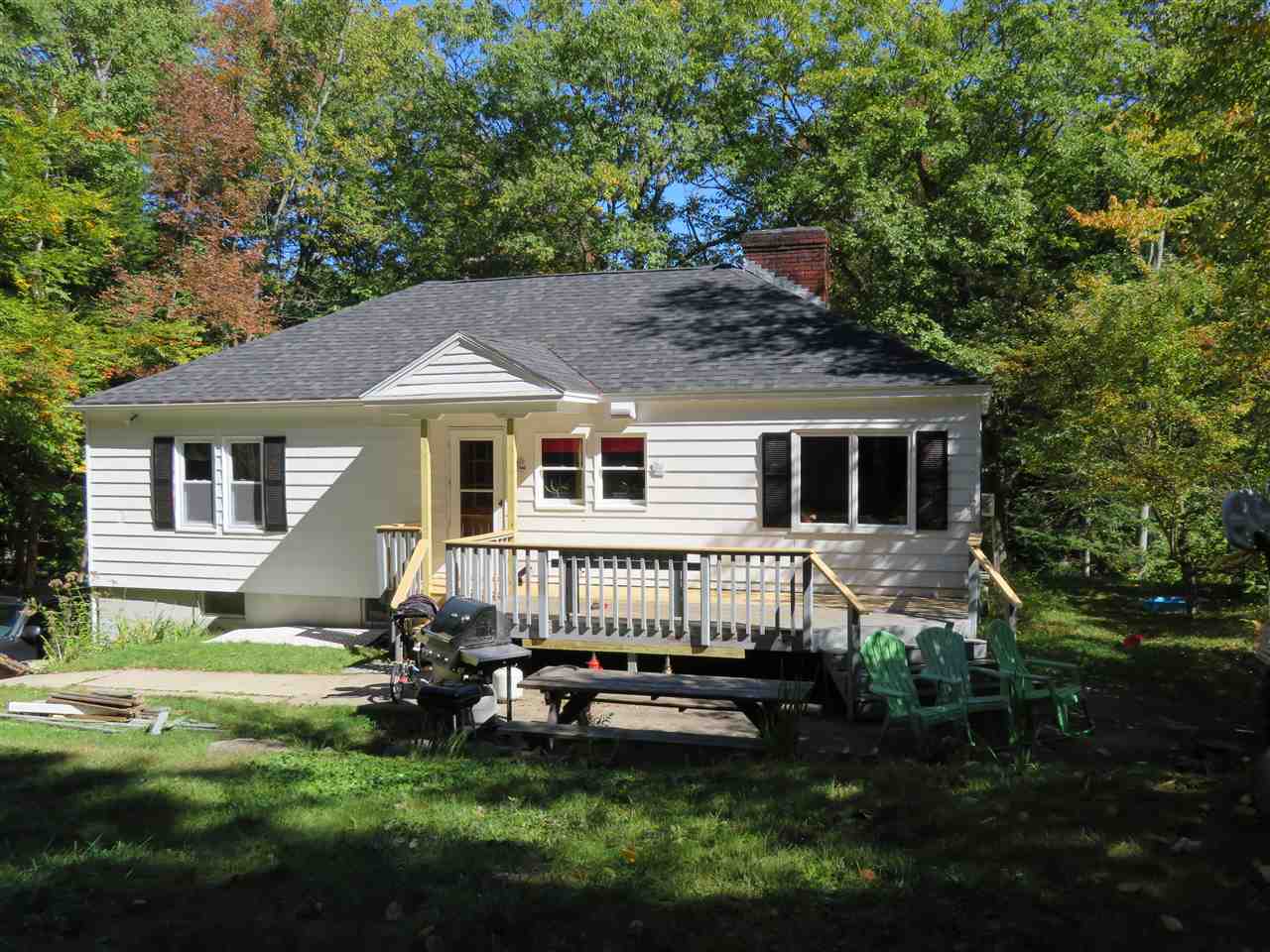 112 Squantum Road Jaffrey, NH 03452 - Photo 3 of 20