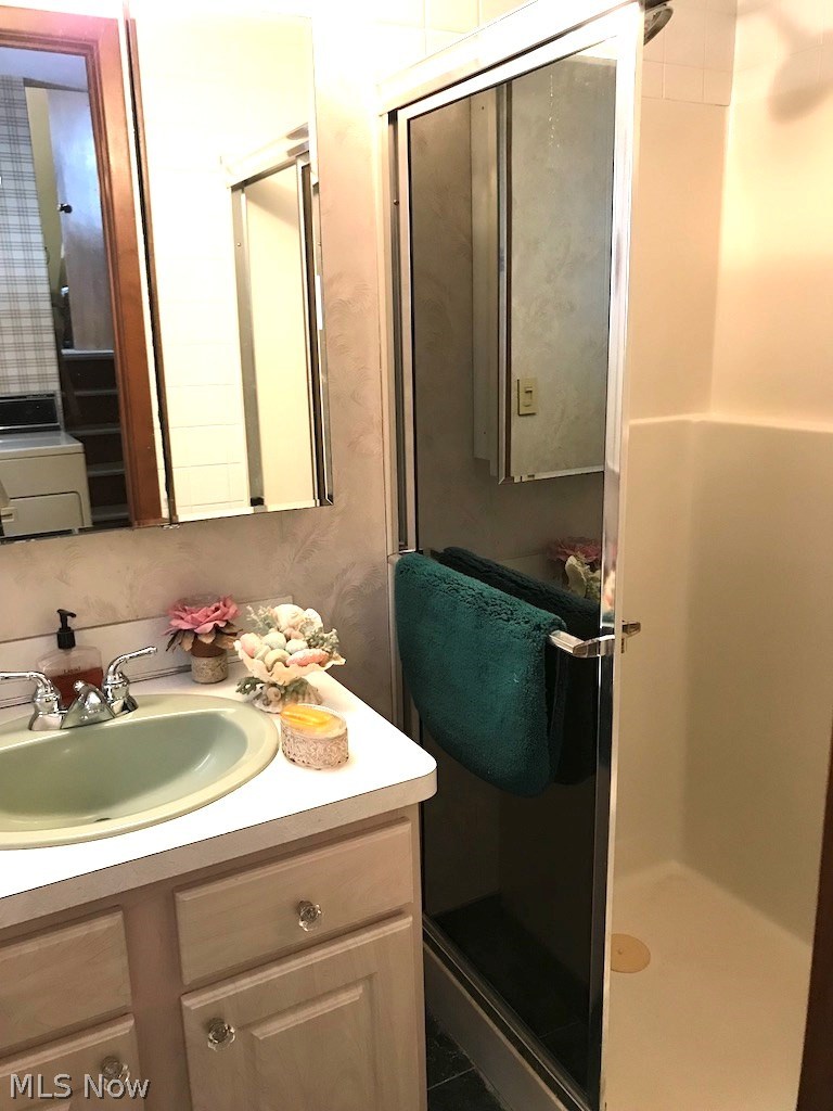 29413 White Road Wickliffe, OH 44092 - Photo 18 of 24 Gallery Image 18