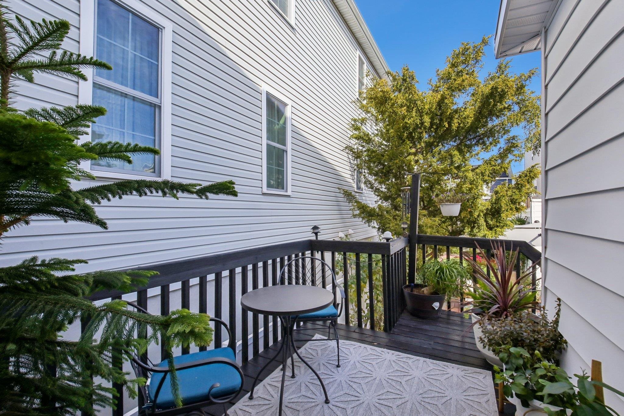 53 Cottage Street Bayonne, NJ 07002 - Photo 12 of 22