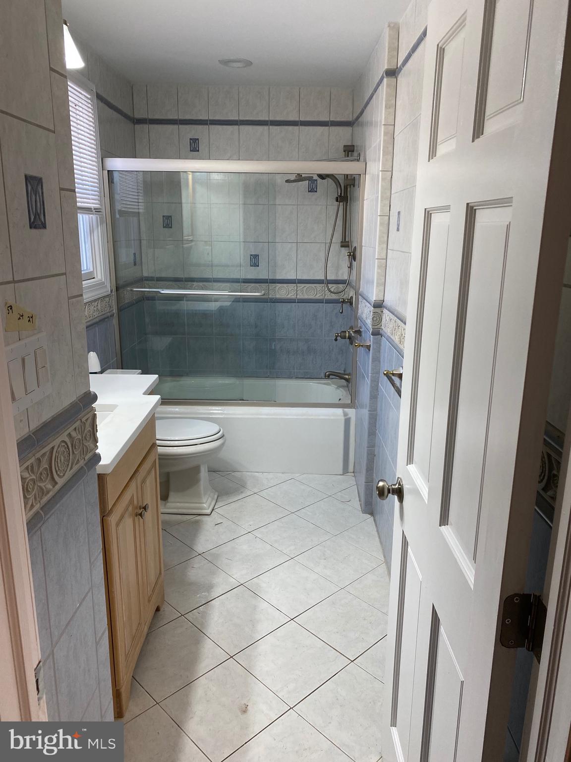 1021 Meetinghouse Road Ambler, PA 19002 - Photo 12 of 31 Hall bathroom