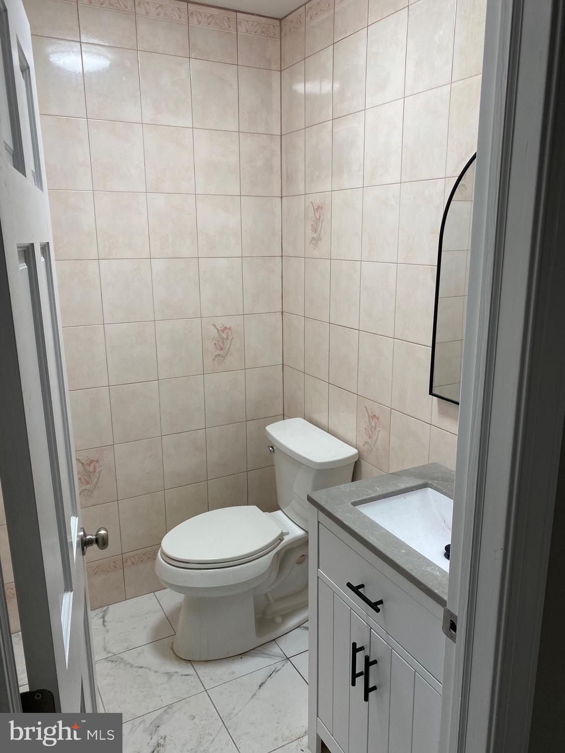 1021 Meetinghouse Road Ambler, PA 19002 - Photo 25 of 31 First floor powder room
