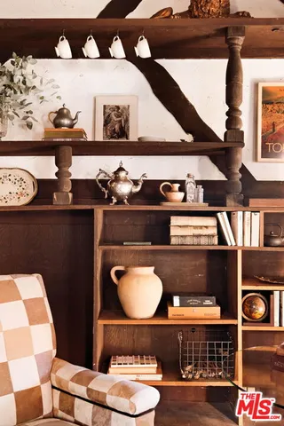 $1,195,000 | 2076 Watson Street, Glendale, CA 91201