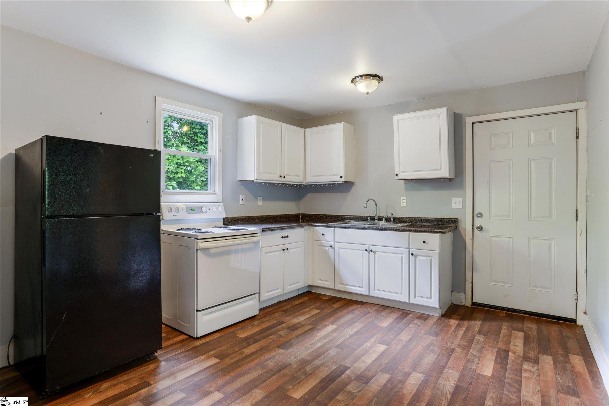 9 Circle Street Taylors, SC 29687 - Photo 17 of 25