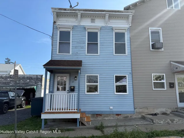 $2,200 | 4 Frederick Street, Hudson, NY 12534