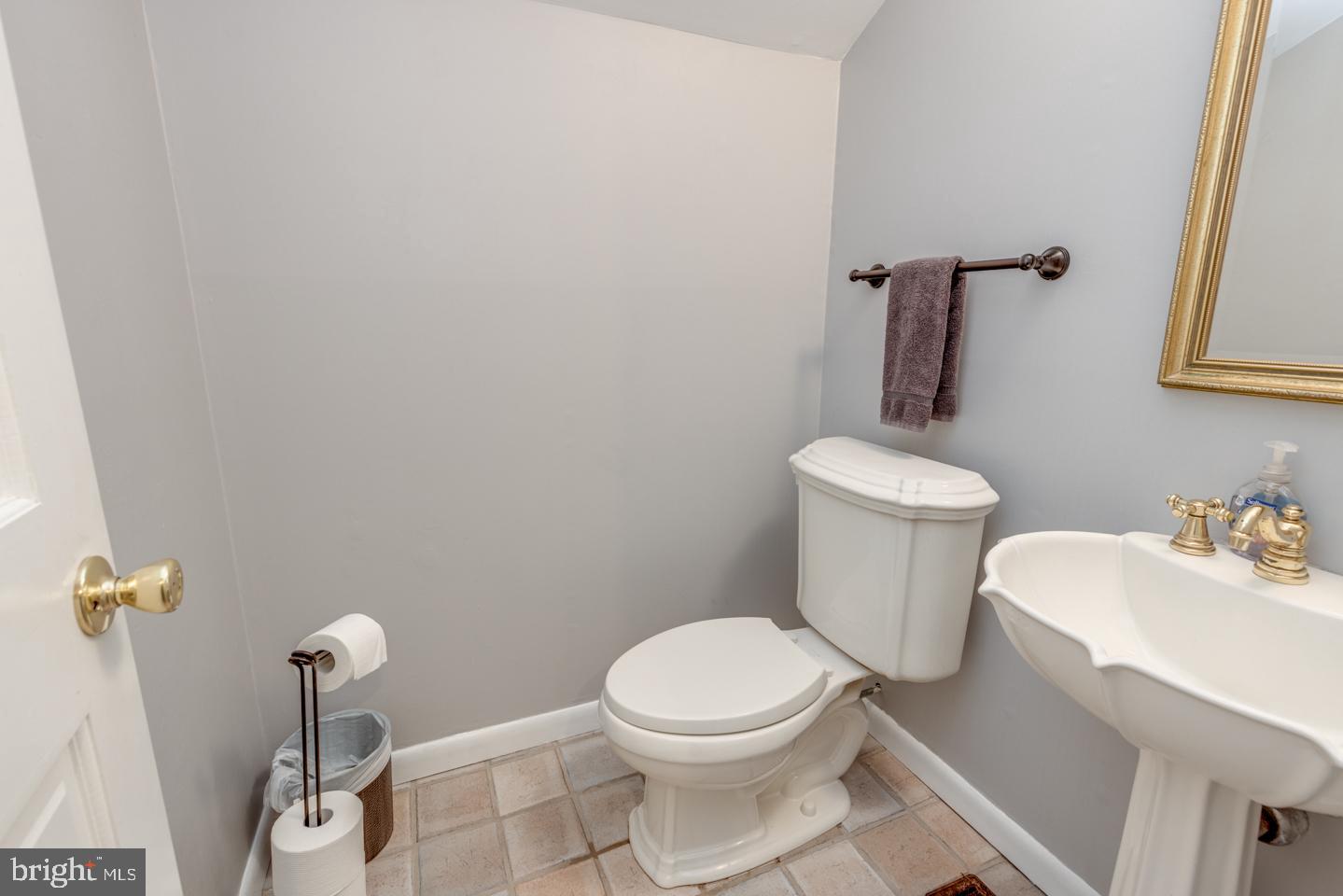 1258 Charleston Road Cherry Hill, NJ 08034 - Photo 17 of 44 Gallery Image 17