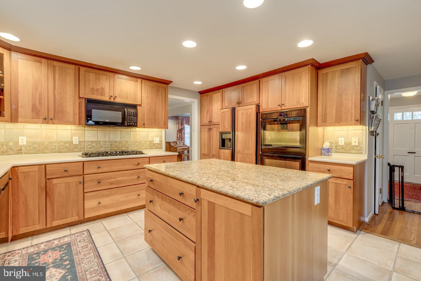 1258 Charleston Road Cherry Hill, NJ 08034 - Photo 5 of 44 Gallery Image 5