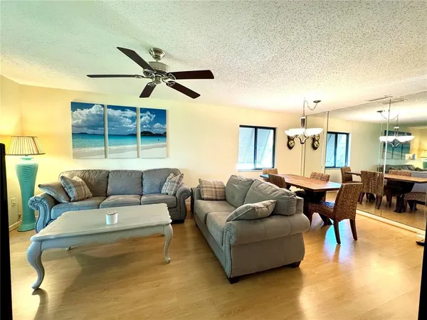 $1,850 | 5228 Willow Links, Unit 76, Sarasota, FL 34235