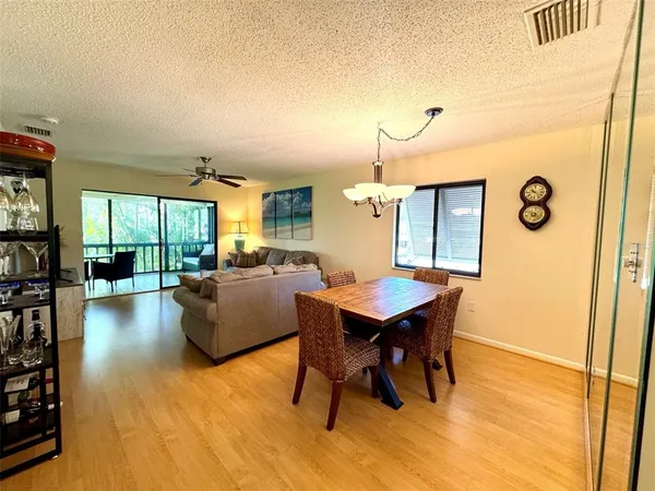 $1,850 | 5228 Willow Links, Unit 76, Sarasota, FL 34235