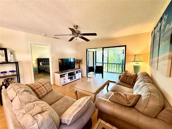 $1,850 | 5228 Willow Links, Unit 76, Sarasota, FL 34235
