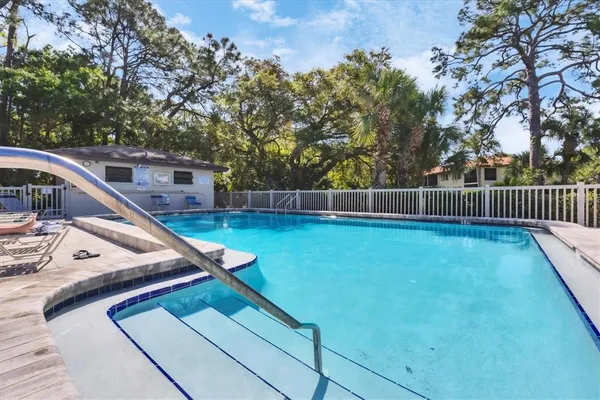 $1,850 | 5228 Willow Links, Unit 76, Sarasota, FL 34235