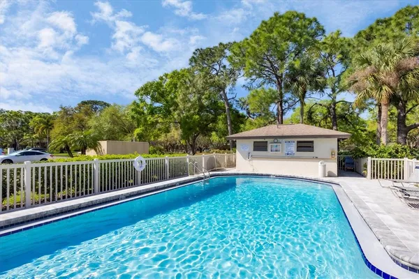 $1,850 | 5228 Willow Links, Unit 76, Sarasota, FL 34235