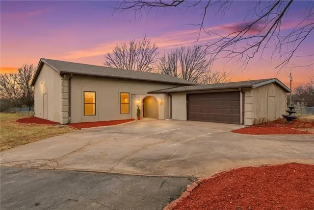 $379,000 | 1904 Northwest 850th Road, Lone Jack, MO 64070