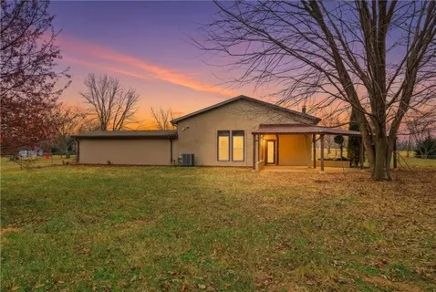 $379,000 | 1904 Northwest 850th Road, Lone Jack, MO 64070