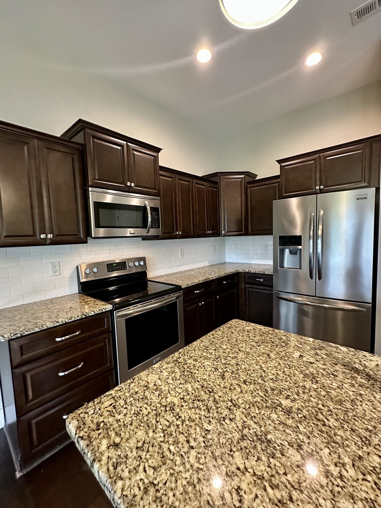 424 Ocala Court Inman, SC 29349 - Photo 7 of 32