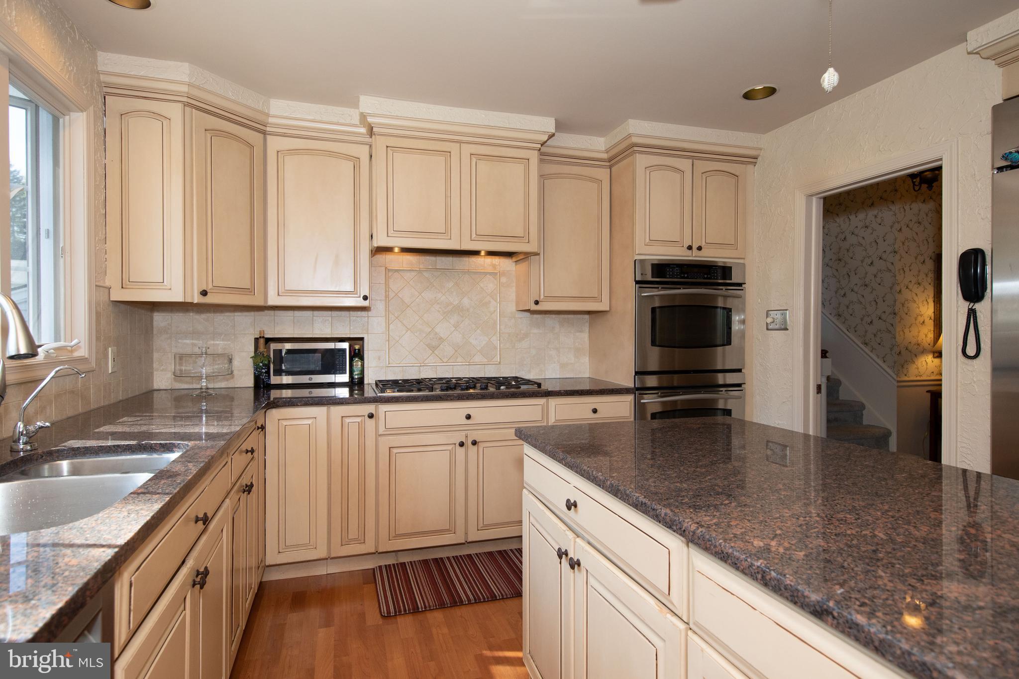 1025 Larch Circle Blue Bell, PA 19422 - Photo 11 of 37 Tastefully remodeled