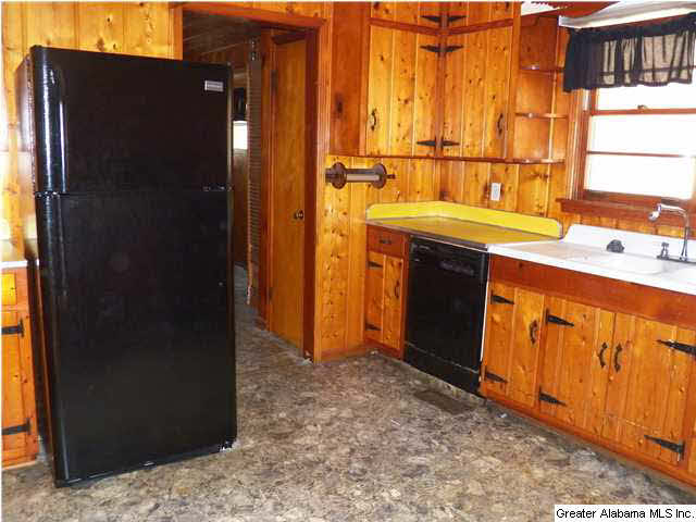 606 Alexandria Road Weaver, AL 36277 - Photo 3 of 25