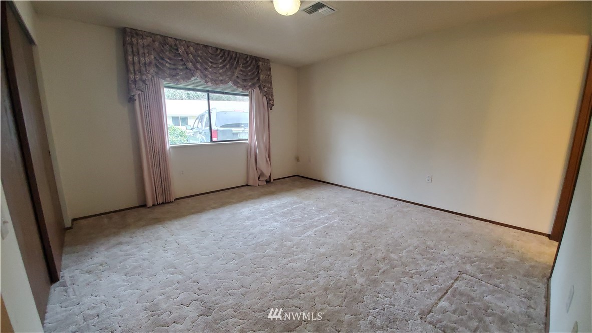 3300 Carpenter Road Southeast, Unit 110 Lacey, WA 98503 - Photo 18 of 26 Gallery Image 18