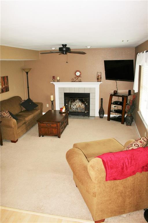 9842 Herald Square Fishers, IN 46038 - Photo 7 of 17 Gallery Image 7
