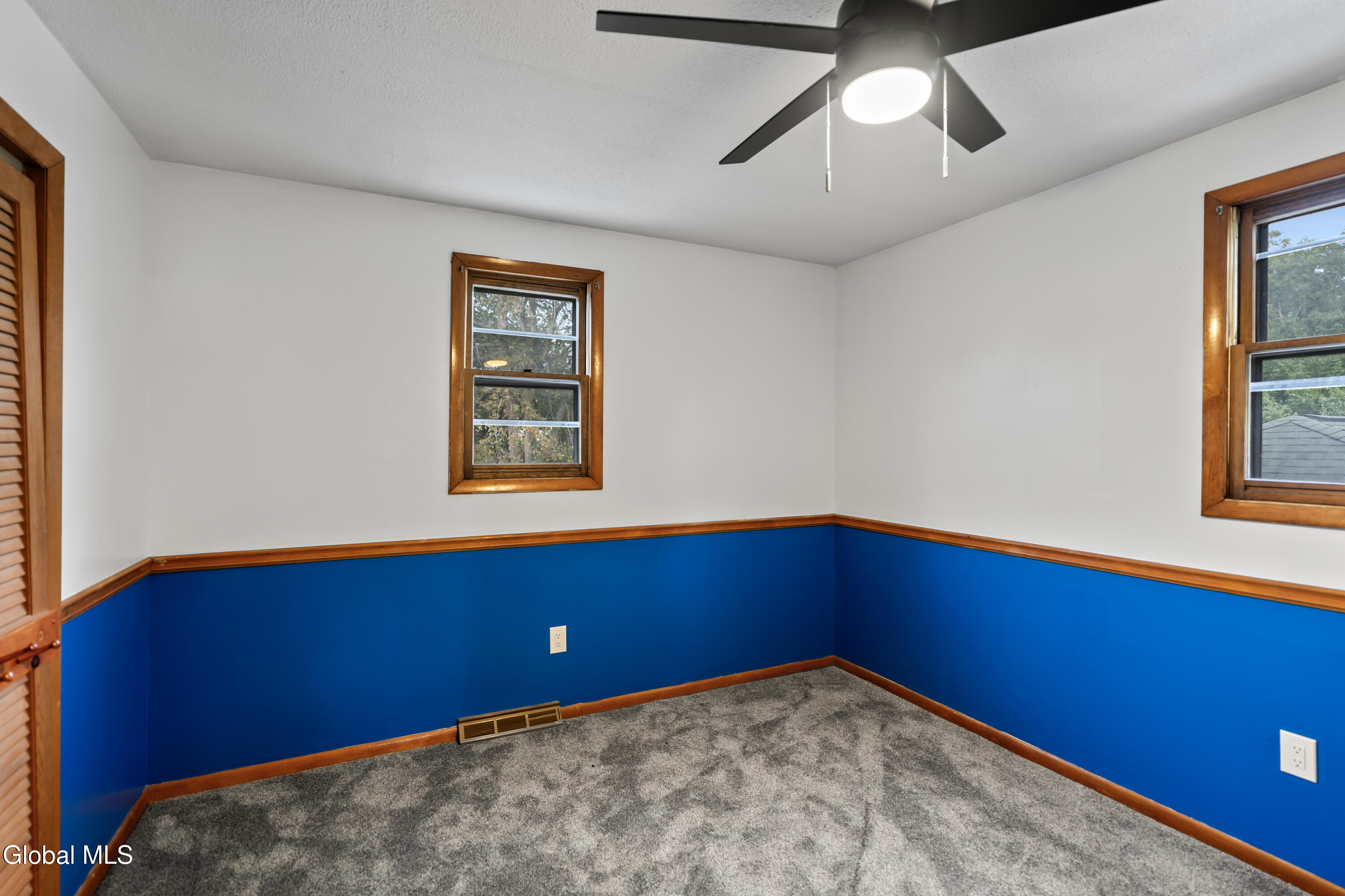 3123 Albany Street Schenectady, NY 12304 - Photo 19 of 26 DSC07807