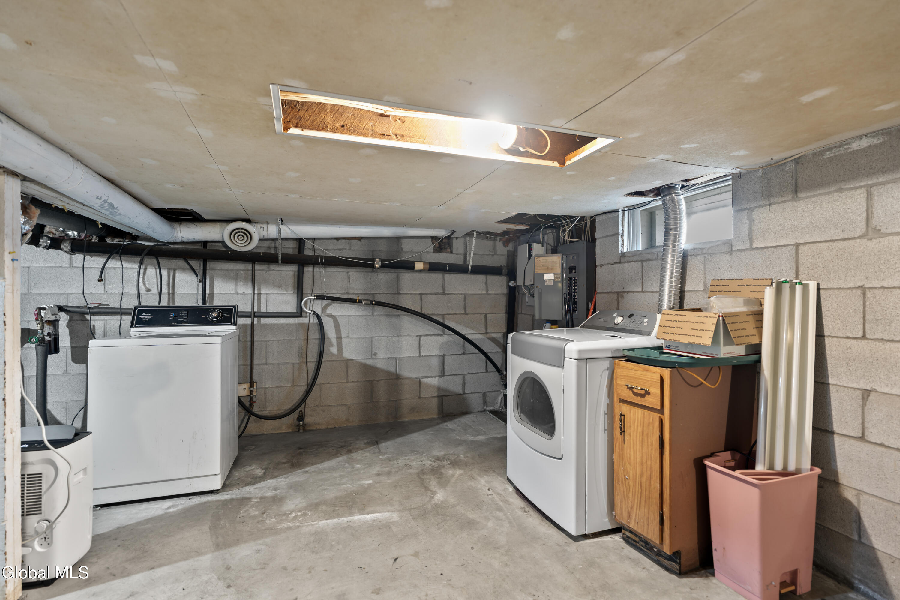 3123 Albany Street Schenectady, NY 12304 - Photo 24 of 26 DSC07813