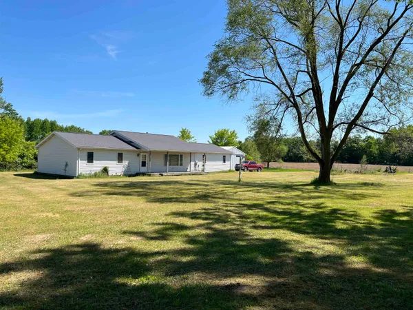 $200,000 | 2600 Schmeid Road, Six Lakes, MI 48886