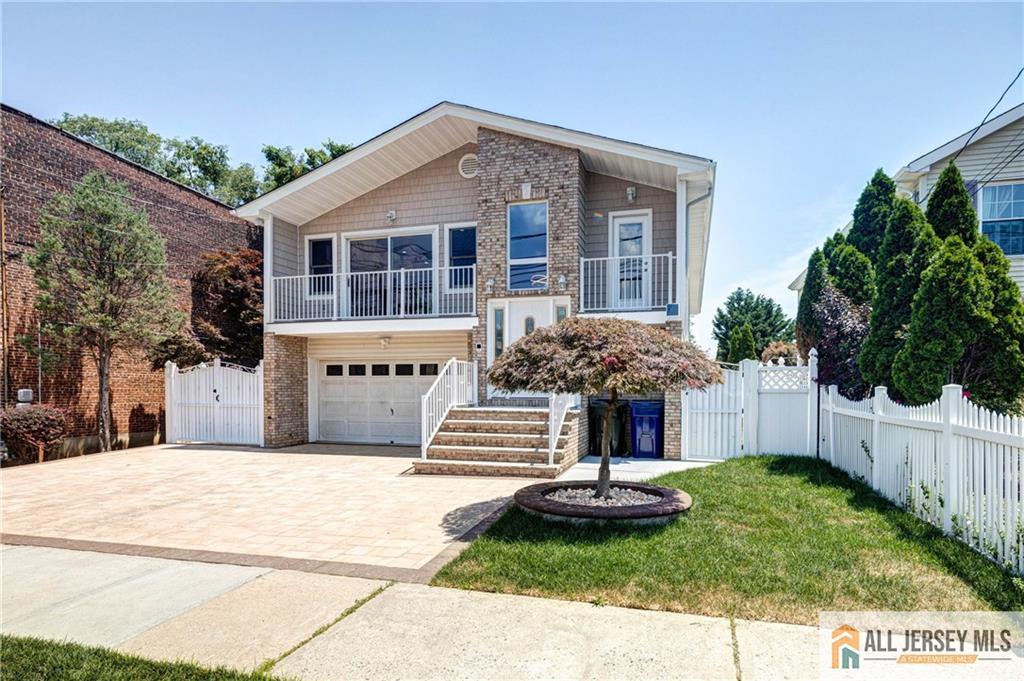 278 Rector Street Perth Amboy, NJ 08861 - Photo 3 of 47 a front view of house with yard and green space