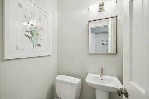 $1,825,000 | 222 Plantation Road, Bunker Hill Village, TX 77024