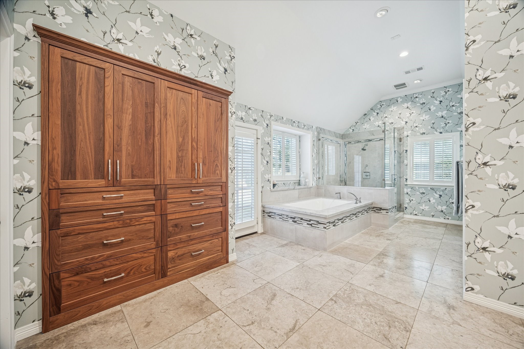 222 Plantation Road Bunker Hill Village, TX 77024 - Photo 19 of 34