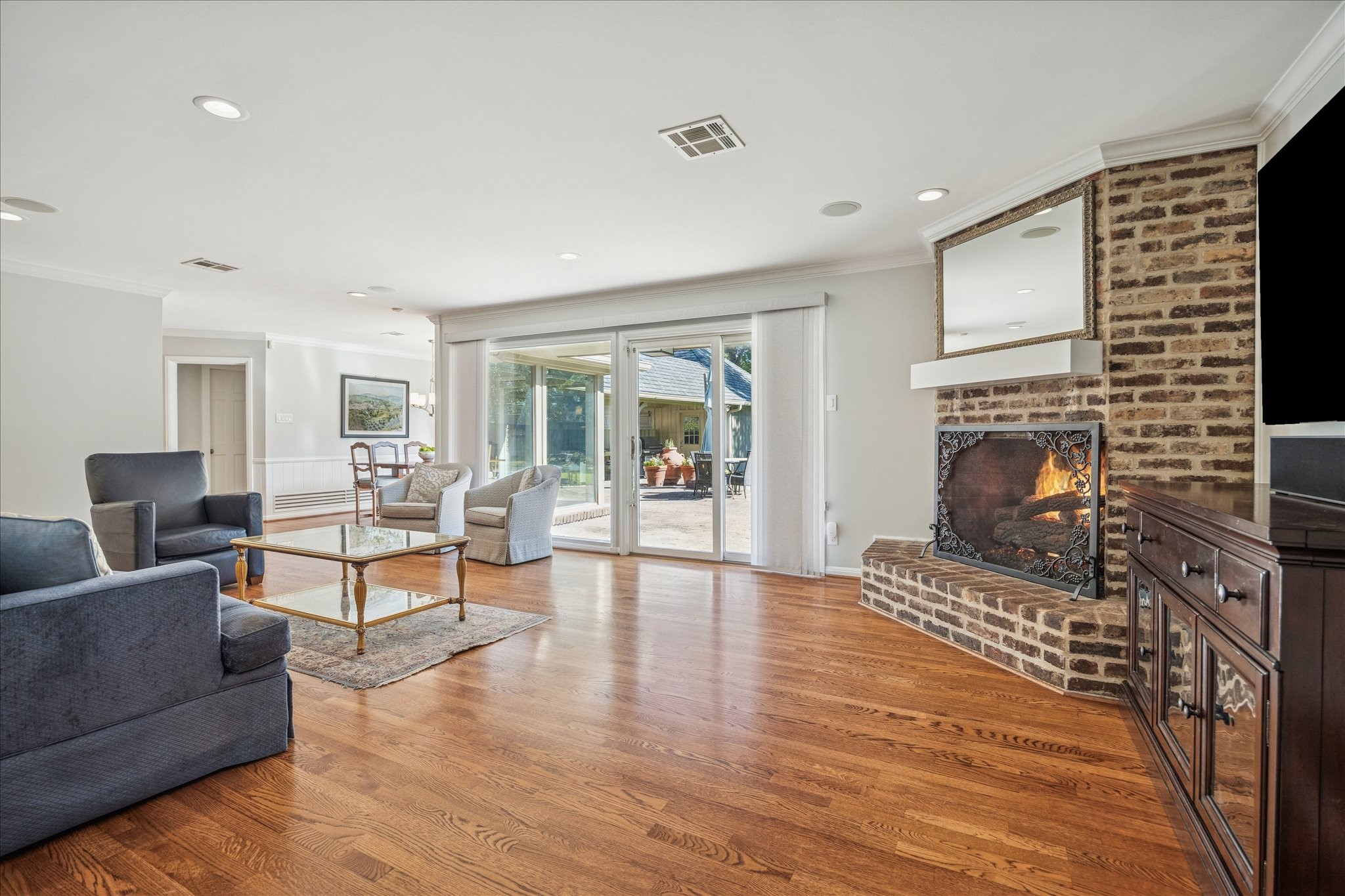 222 Plantation Road Bunker Hill Village, TX 77024 - Photo 8 of 34