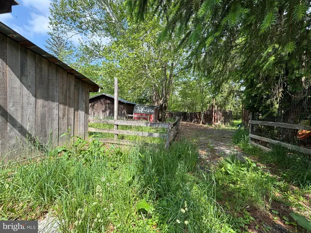 $600,000 | 10105 Cottage Inn Lane Northeast, Cumberland, MD 21502