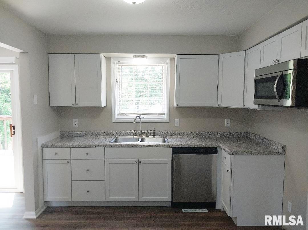 1703 North Park Road Peoria, IL 61604 - Photo 19 of 31