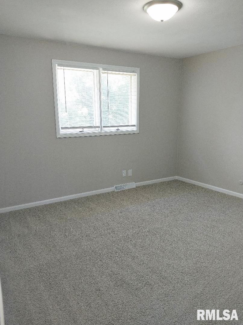 1703 North Park Road Peoria, IL 61604 - Photo 23 of 31