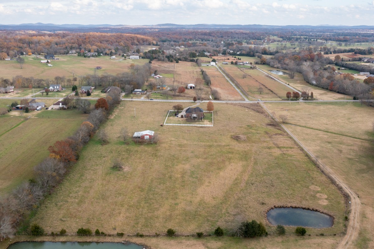 1118 Maple Hill Road Lebanon, TN 37087 - Photo 40 of 44 a view of a city
