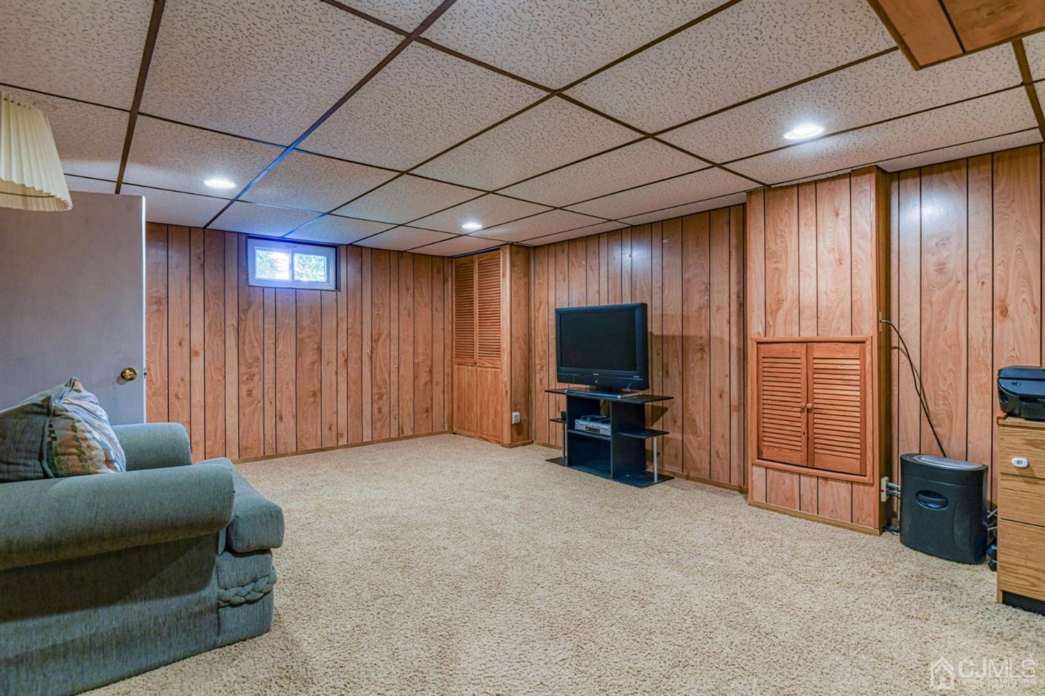 4 Hudson Road East Brunswick, NJ 08816 - Photo 32 of 43 Gallery Image 32