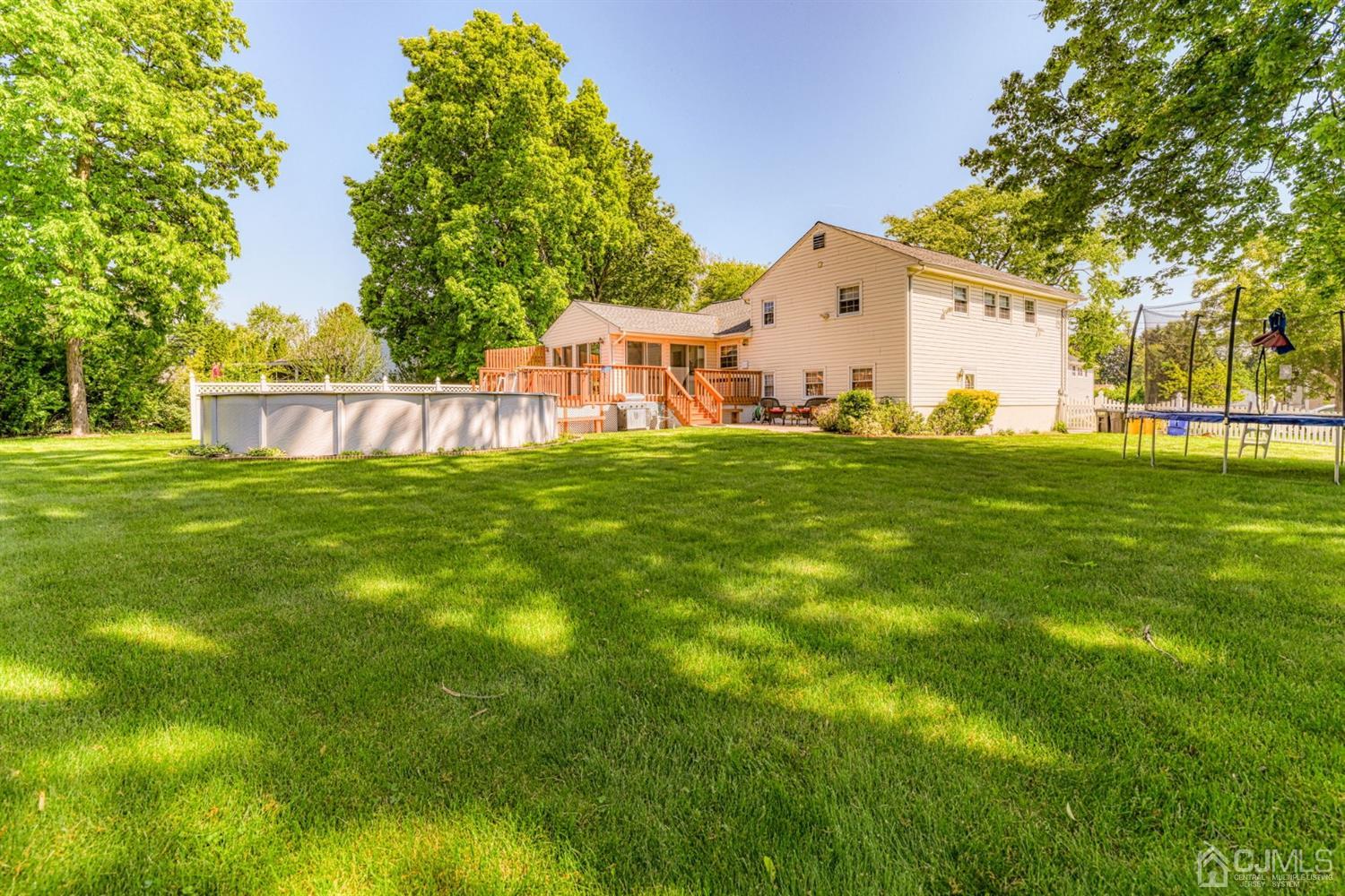 4 Hudson Road East Brunswick, NJ 08816 - Photo 40 of 43 Gallery Image 40